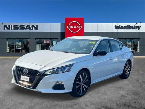 2022 Nissan Altima 2.5 SR