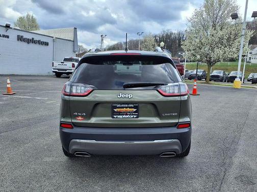 Olive Green Pearlcoat 2019 Jeep Cherokee Limited