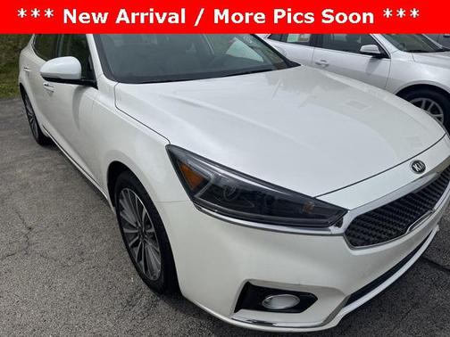 2017 Kia Cadenza Premium