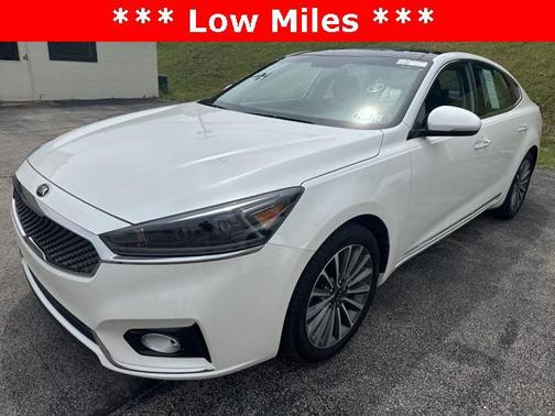 2017 Kia Cadenza Premium