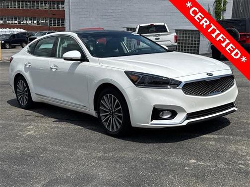 2017 Kia Cadenza Premium