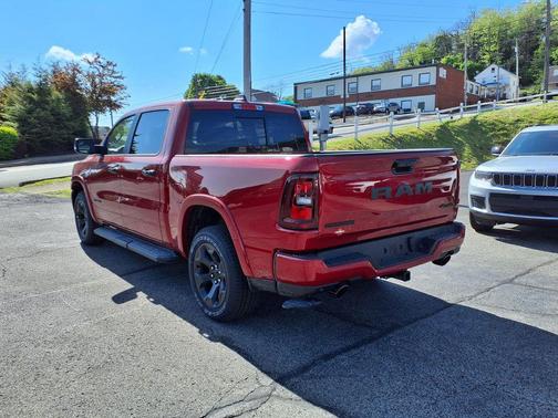 Molten Red Pearlcoat 2026 RAM 1500 Big Horn/Lone Star