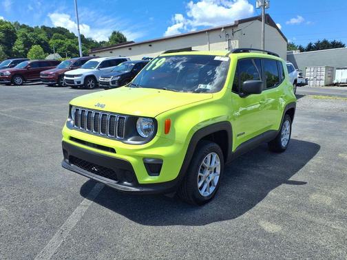 Hypergreen Clearcoat 2019 Jeep Renegade Sport
