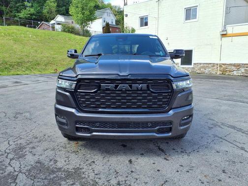 Granite Crystal Metallic Clearcoat 2026 RAM 1500 Big Horn/Lone Star
