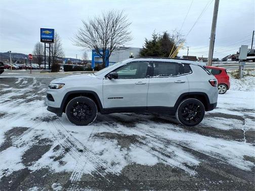 2026 Jeep Compass Latitude