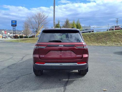 2026 Jeep Grand Cherokee Altitude