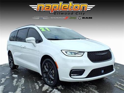 2021 Chrysler Pacifica Touring L