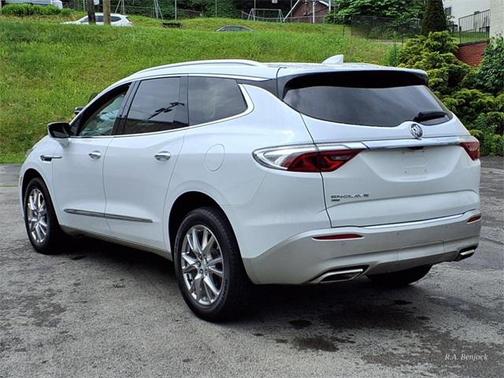2022 Buick Enclave AWD Essence