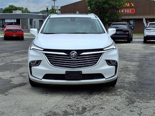 2022 Buick Enclave AWD Essence