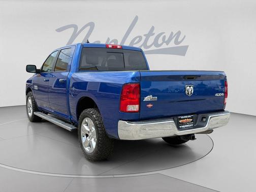 Blue Streak Pearlcoat 2018 RAM 1500 Big Horn