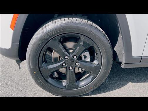 2022 Jeep Grand Cherokee Altitude