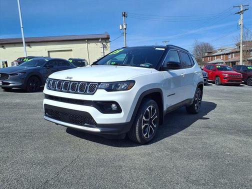 Bright White Clearcoat 2023 Jeep Compass Limited