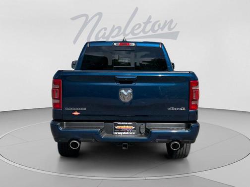 Patriot Blue Pearlcoat 2023 RAM 1500 Laramie