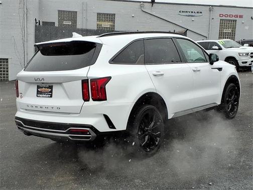 2022 Kia Sorento SX