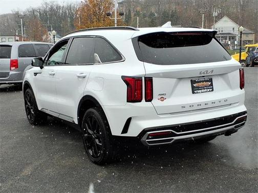 2022 Kia Sorento SX
