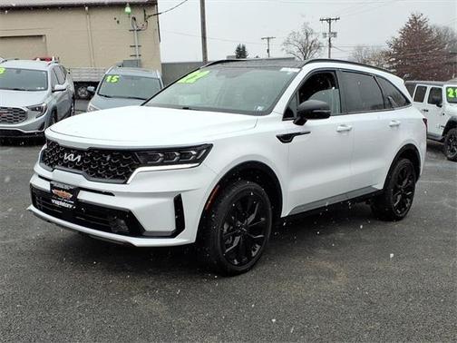 2022 Kia Sorento SX