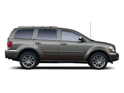 Cool Vanilla Clearcoat 2009 Chrysler Aspen Limited