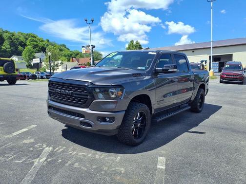 Granite Crystal Metallic Clearcoat 2022 RAM 1500 Big Horn/Lone Star