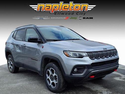 Billet Silver Metallic Clearcoat 2022 Jeep Compass Trailhawk