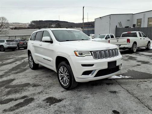 2018 Jeep Grand Cherokee Summit
