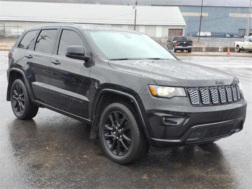 2021 Jeep Grand Cherokee Laredo