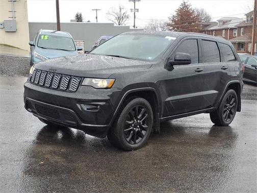 2021 Jeep Grand Cherokee Laredo