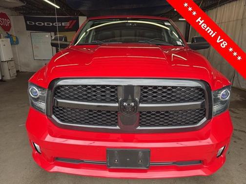 2018 RAM 1500 Night Crew Cab 4x4 6'4' Box