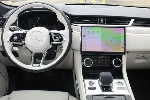 2026 Jaguar F-PACE P250 R-Dynamic S