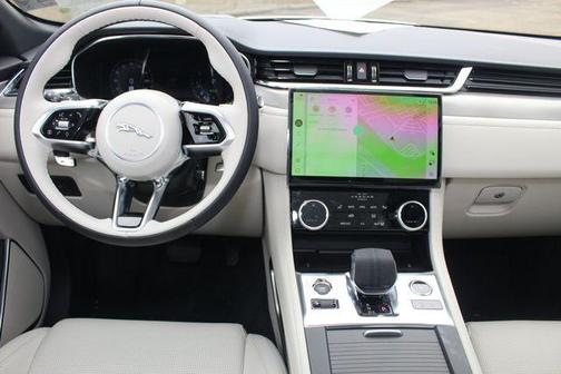 2026 Jaguar F-PACE P250 R-Dynamic S