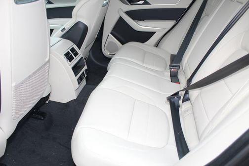 2026 Jaguar F-PACE P250 R-Dynamic S