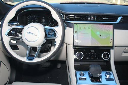 2026 Jaguar F-PACE P250 R-Dynamic S