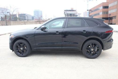 2026 Jaguar F-PACE P400 R-Dynamic S