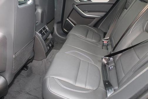 2026 Jaguar F-PACE P400 R-Dynamic S