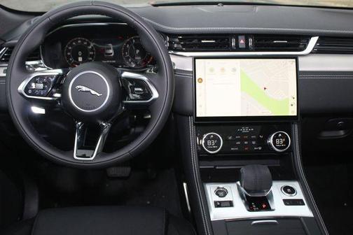 2026 Jaguar F-PACE P400 R-Dynamic S