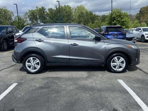 2024 Nissan Kicks S