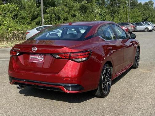 2025 Nissan Sentra SR