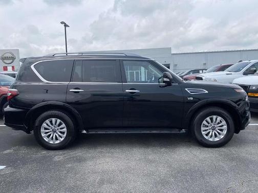 2022 Nissan Armada SV