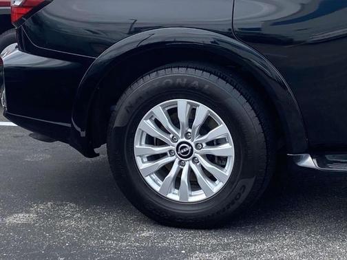 2022 Nissan Armada SV