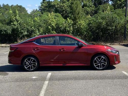 Scarlet Ember 2025 Nissan Sentra SR