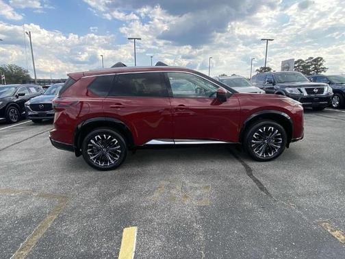 2025 Nissan Rogue Platinum