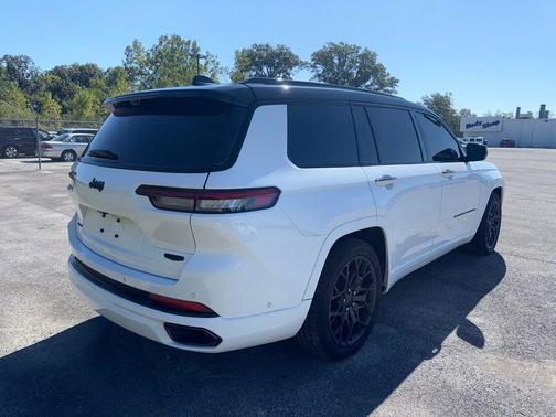 2023 Jeep Grand Cherokee L Summit