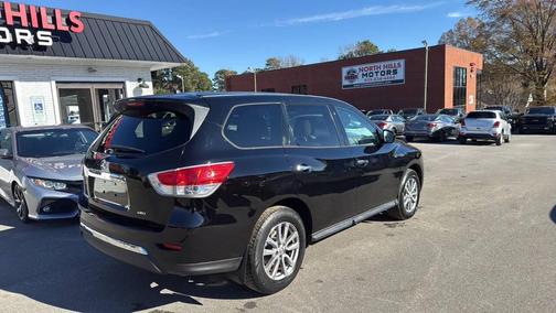2014 Nissan Pathfinder S