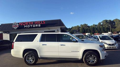 2017 Chevrolet Suburban LT