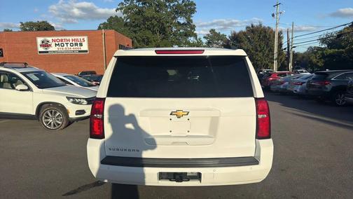 2017 Chevrolet Suburban LT
