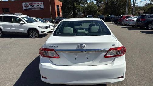 2013 Toyota Corolla LE
