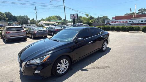 Super Black 2020 Nissan Altima S FWD