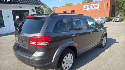 Granite Crystal Metallic Clearcoat 2016 Dodge Journey SE