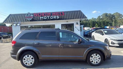Granite Crystal Metallic Clearcoat 2016 Dodge Journey SE