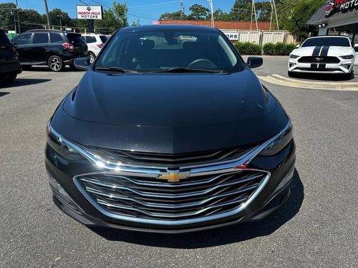 Mosaic Black Metallic 2022 Chevrolet Malibu FWD LT