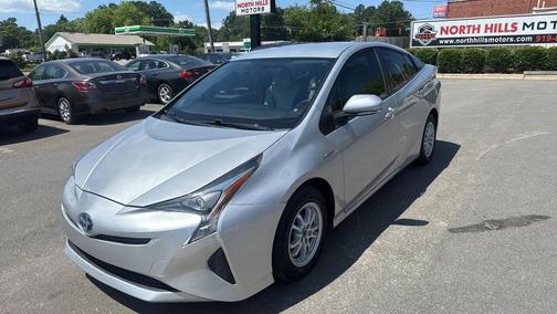 Classic Silver Metallic 2016 Toyota Prius Two